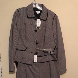 Ann Taylor Loft Tweed Suit (Jacket & Skirt) size 10